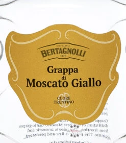 Bertagnolli Grappa Di Moscato Giallo -Getränke Geschäft bertagnolli grappa di moscato giallo 07 liter 5